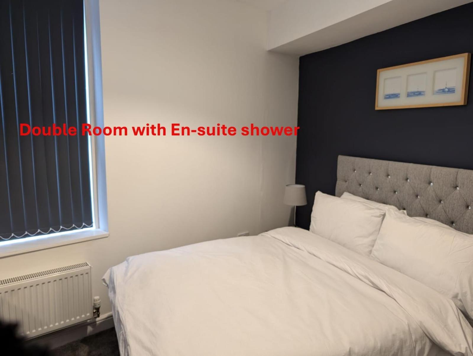 Blok 3 -Jacuzzi Suites, Apartment & Ensuite Rooms Blackpool Exterior photo
